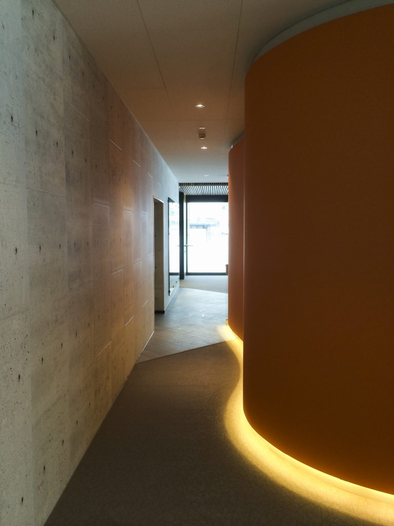 Sparebank og næringshage i Lyngdal Sparebank og næringshage i Lyngdal